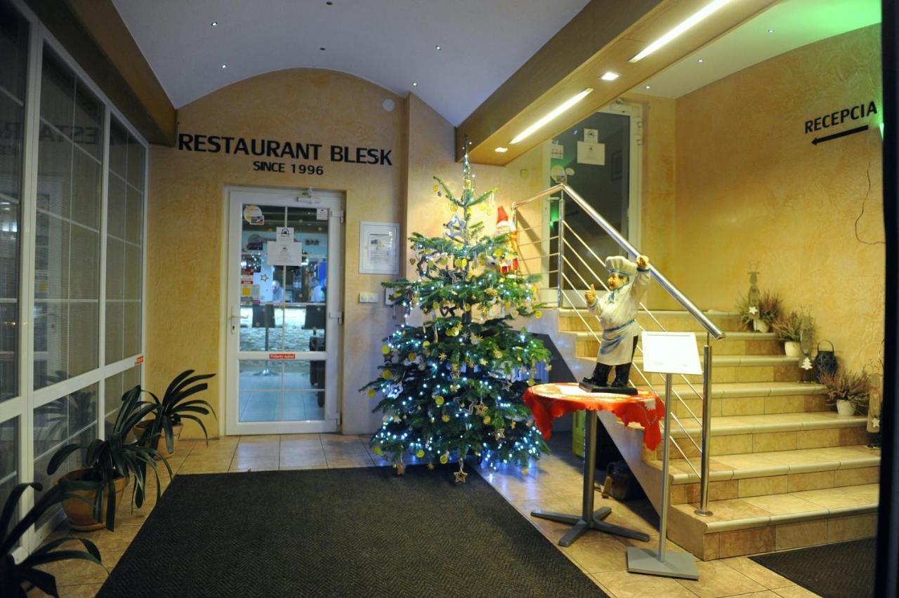 Penzion Blesk Ruzomberok Εξωτερικό φωτογραφία